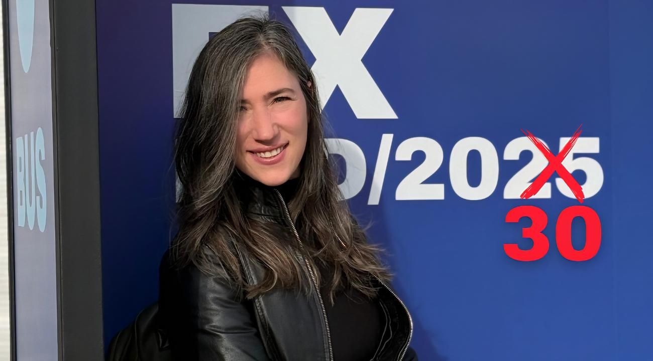 LAURA CRESPI “Evolución o Extinción Comercial”