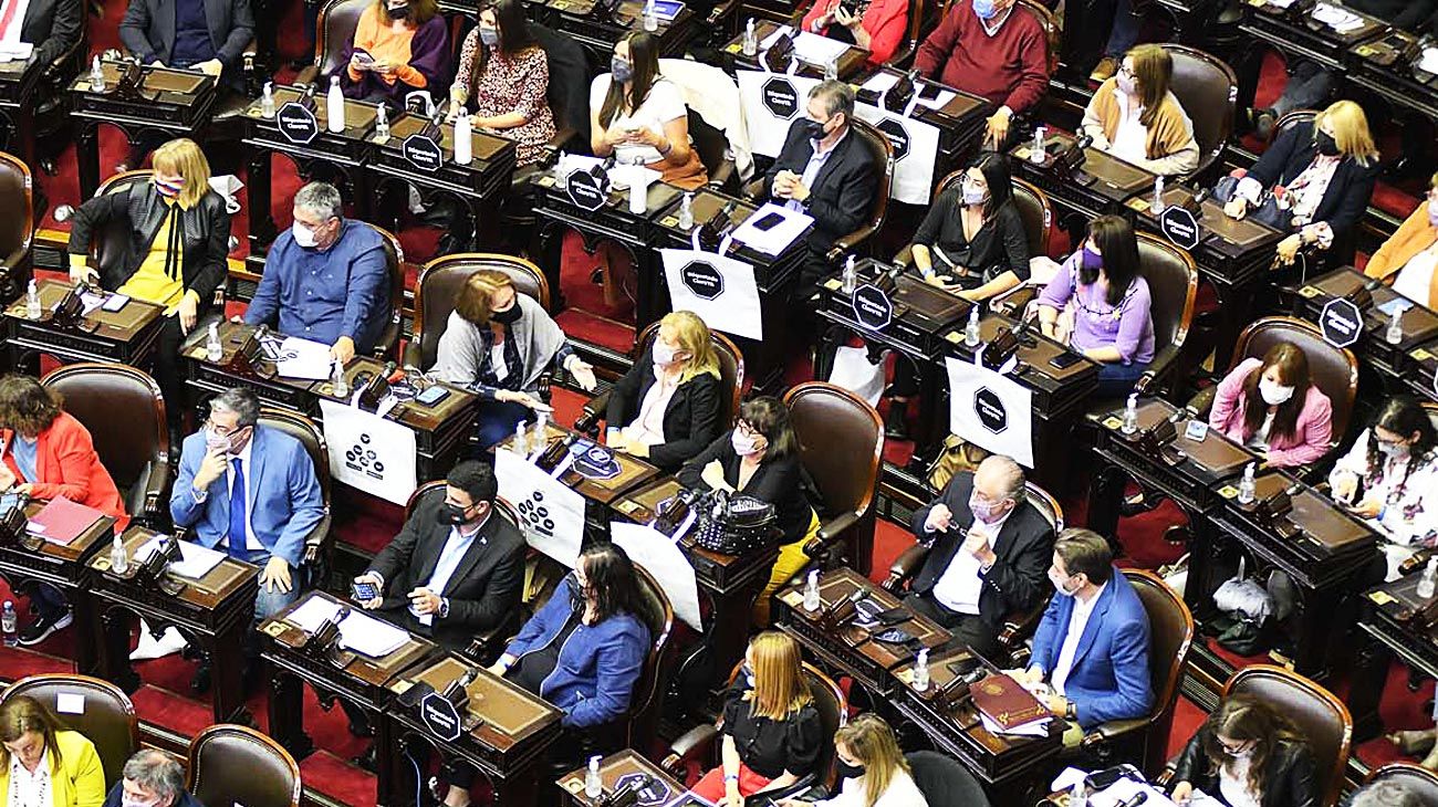Acuerdo en Diputados para aprobar etiquetado frontal antes de las elecciones