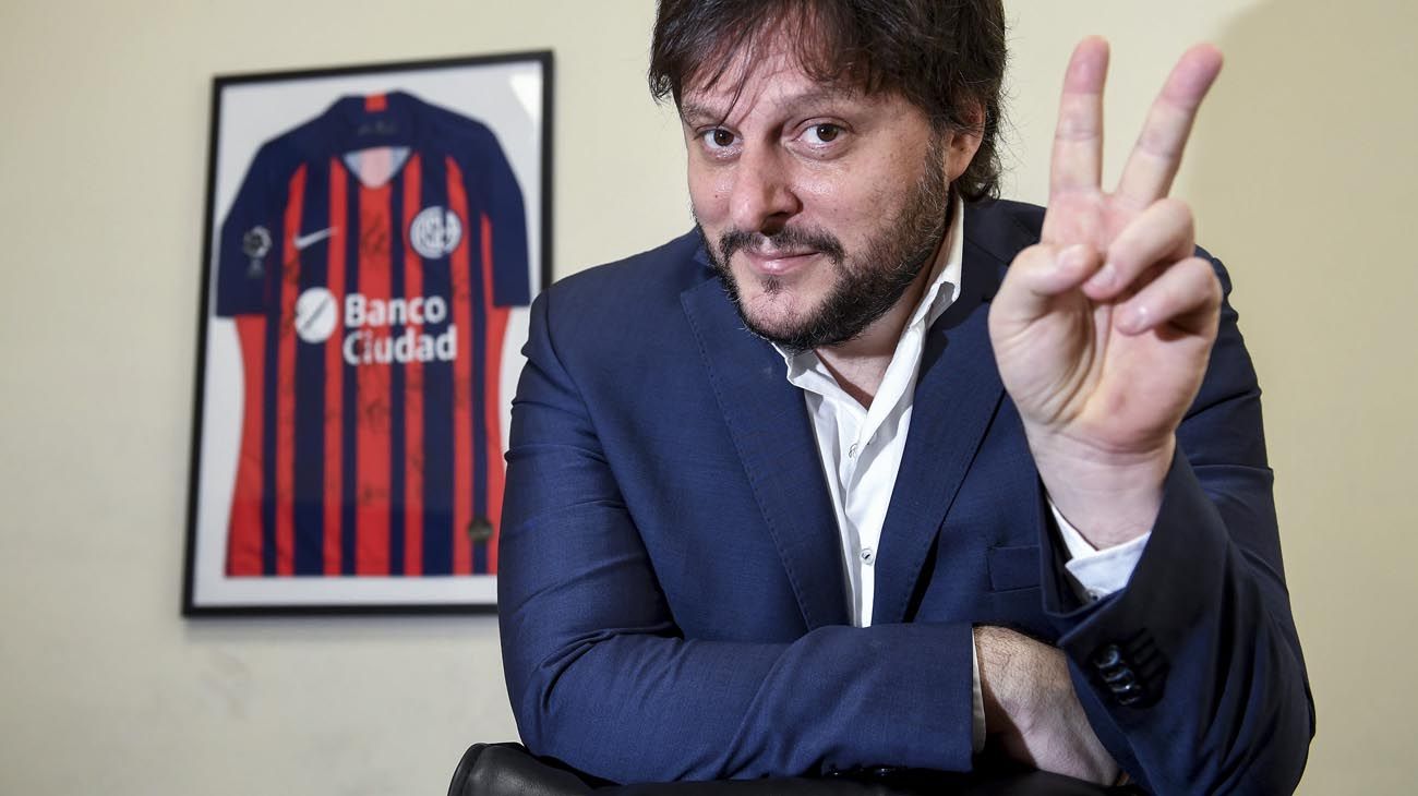 Leandro Santoro: "Soy no binario, un poco peronista y un poco radical"