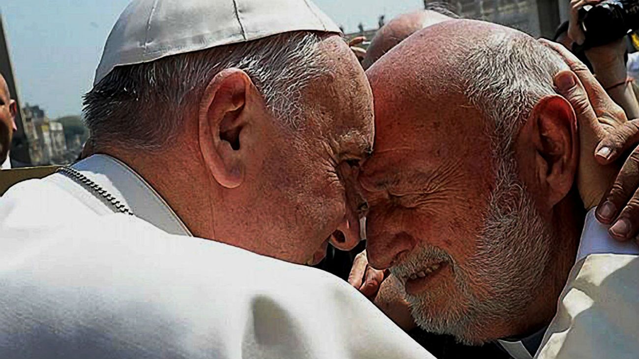 A los 81 años, murió el carismático Padre Luis Farinello