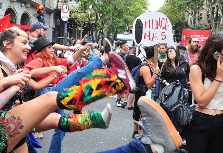 24M: las mejores fotos de la multitudinaria marcha del Día de la Memoria
