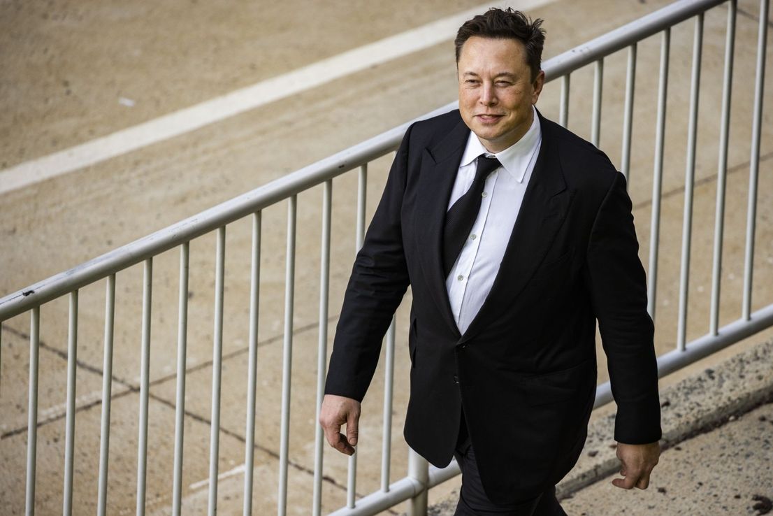 Musk supera marca de US$ 10.000 millones en ventas de acciones de Tesla