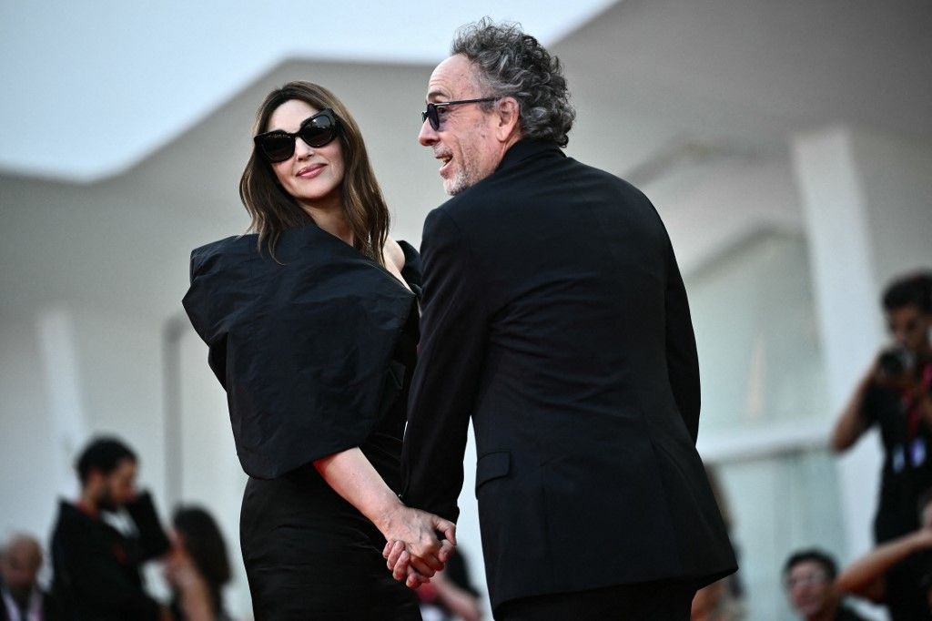 Tim Burton y Monica Bellucci se separaron: el fin de una relación que nació en una premiación