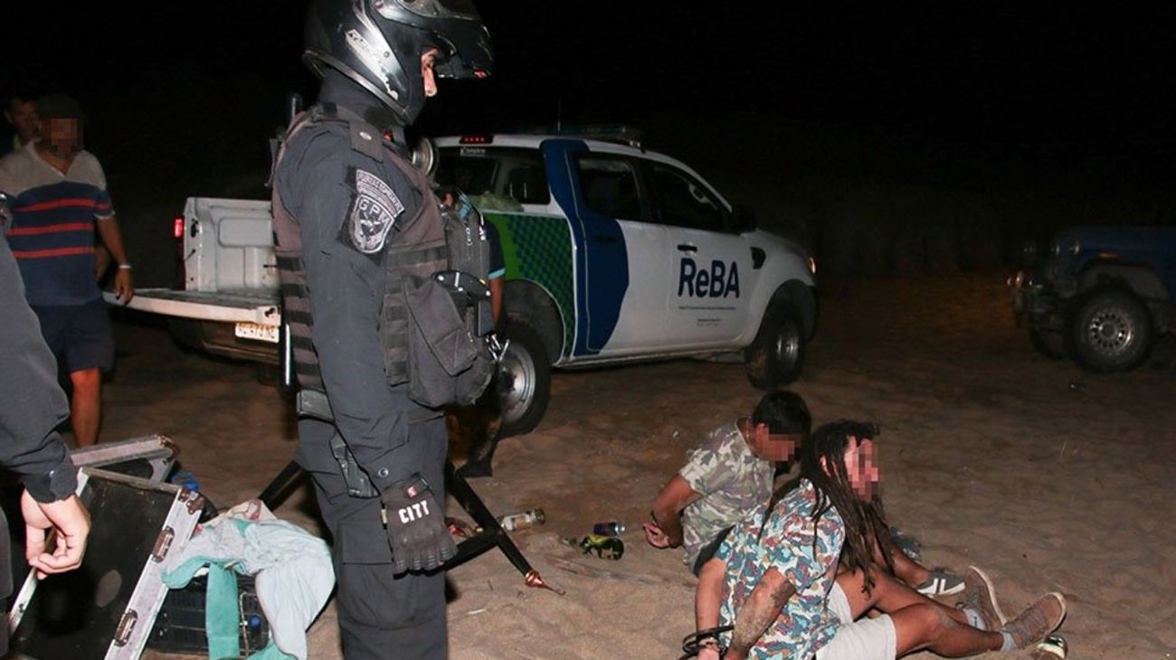 Más de 2.000 personas multadas en la fiesta clandestina más grande del verano