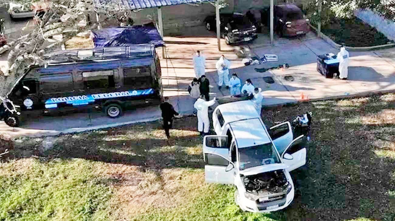 Esperan el cotejo de ADN hallado en la camioneta y la pericia a la ropa quemada