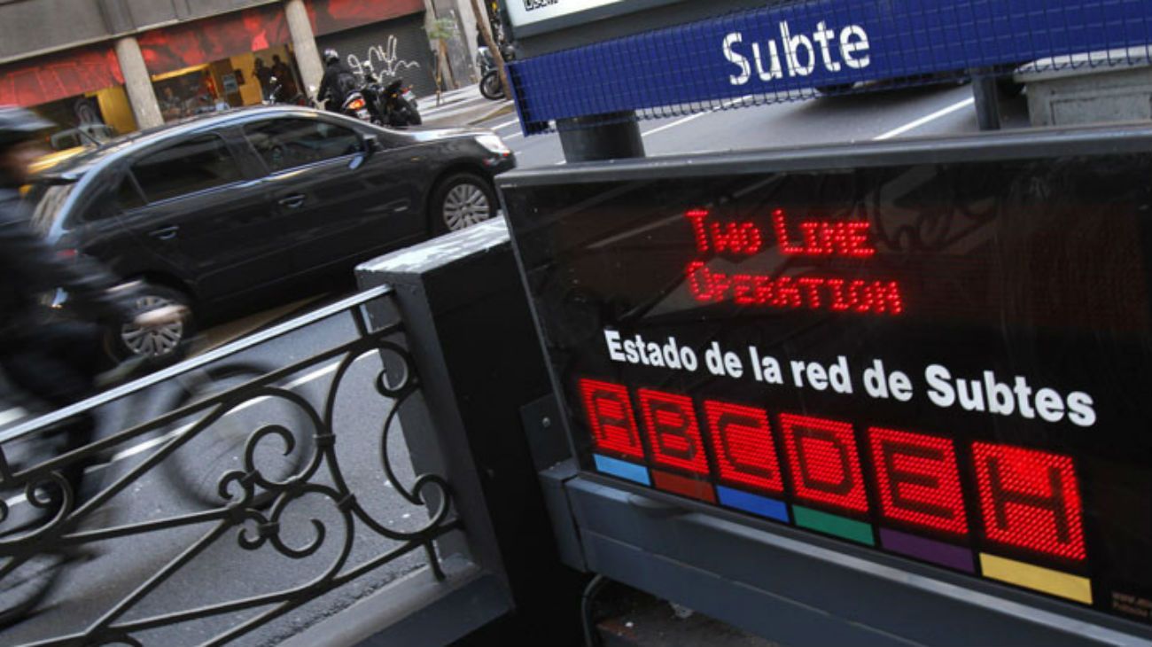 Arrancó el paro de subtes desde el mediodía en todas las líneas