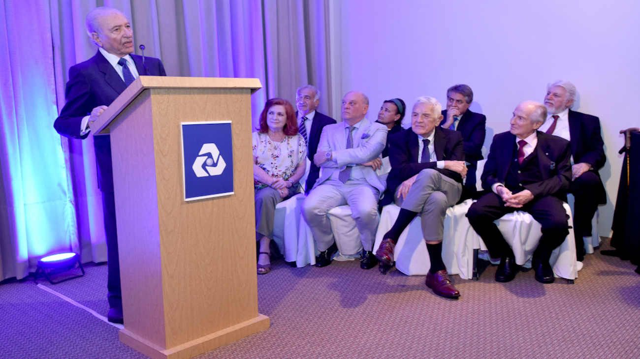 Eduardo Menem: "Los kirchneristas se adueñaron del partido, lo usan cuando les conviene, no es que sean peronistas"