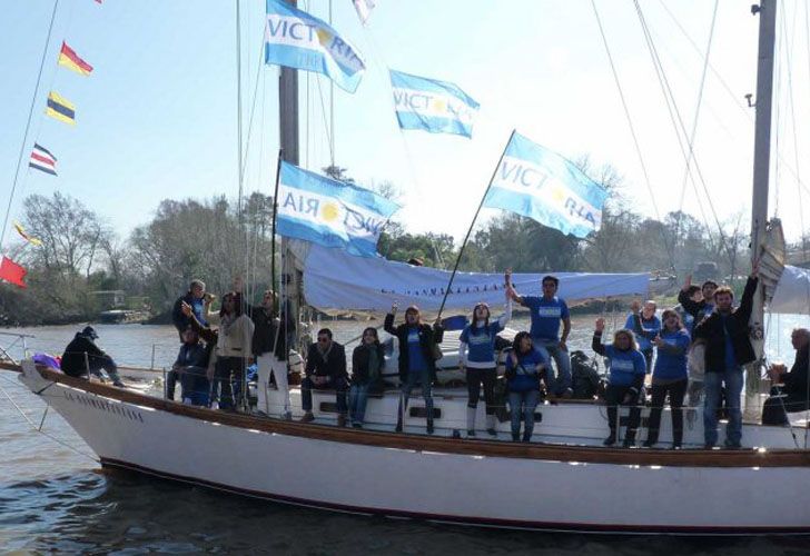 Preparan operativo de rescate para el velero de La Cámpora