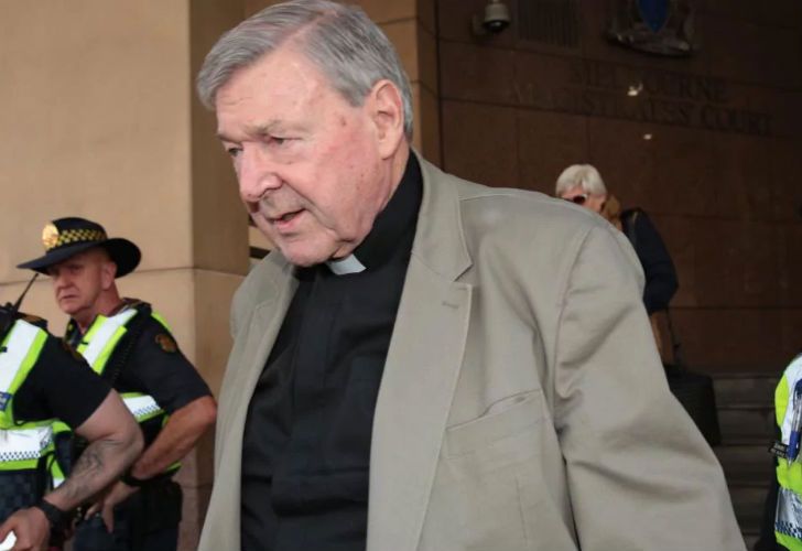 El número 3 del Vaticano será procesado por abusos sexuales