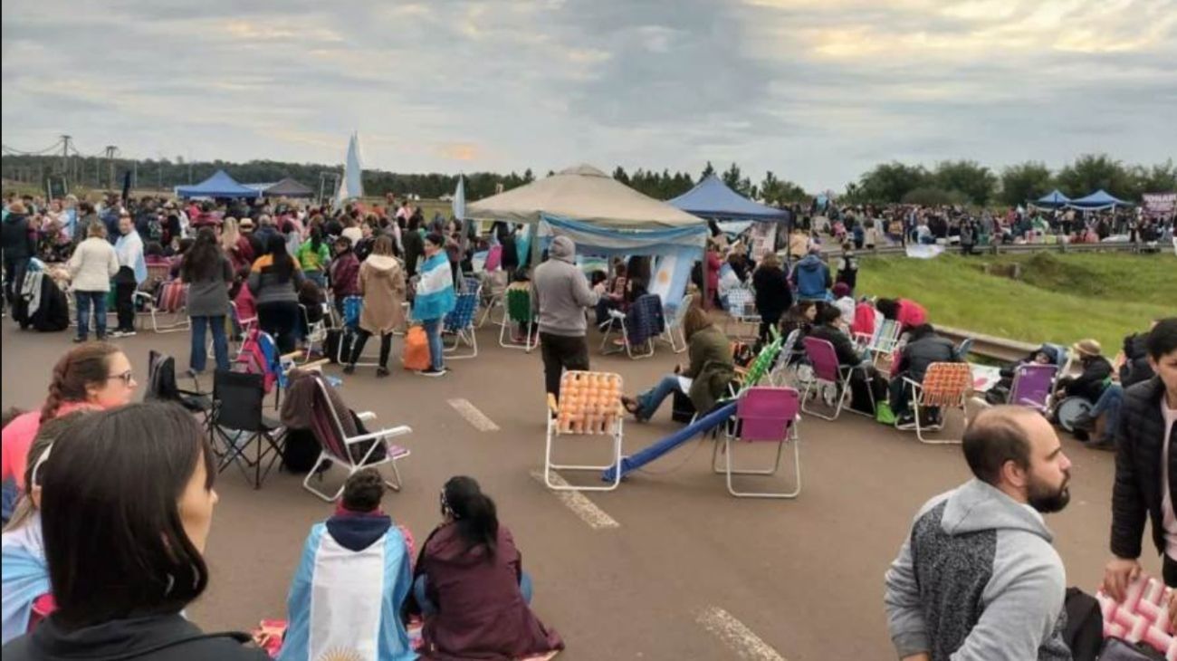 Misiones: los docentes extienden sus protestas por mejoras salariales