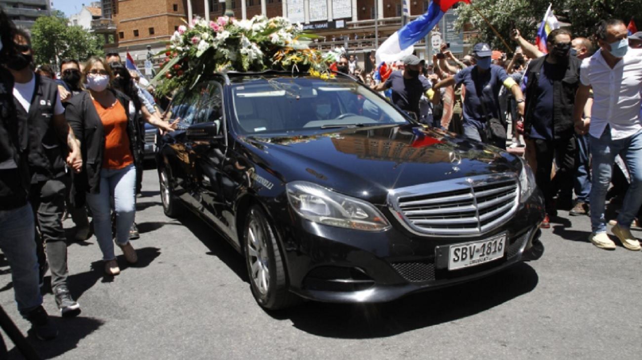 Una multitud despidió a Tabaré Vázquez en Montevideo