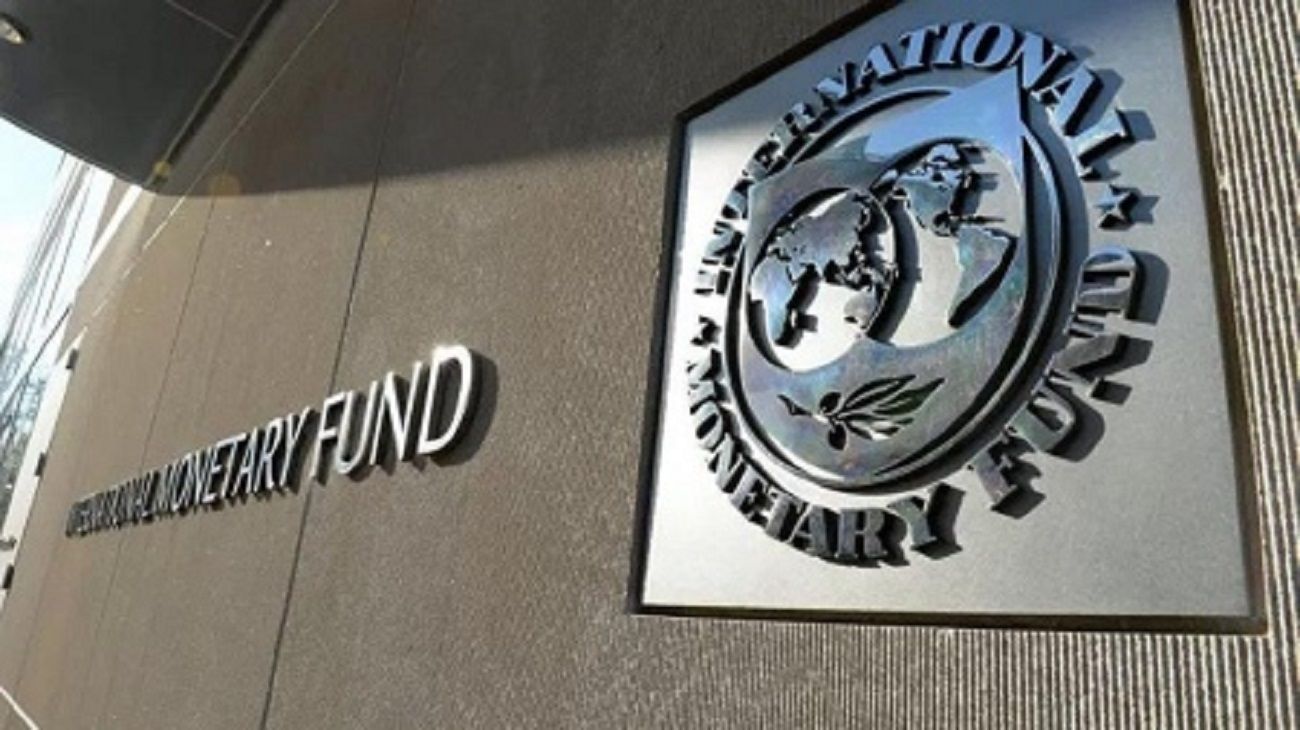 Para un economista, las metas planteadas al FMI "son bastante difíciles de cumplir para la situación en la que estamos"