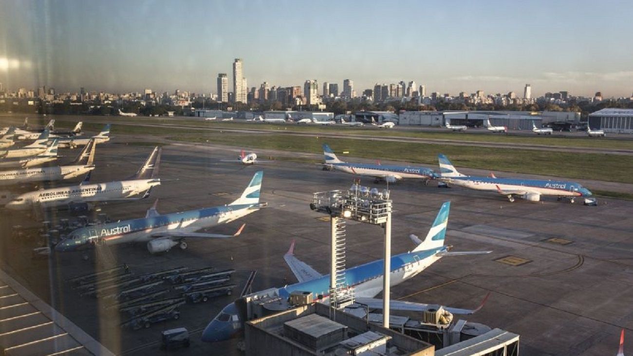 Aeroparque Jorge Newbery: así se demolió la vieja torre de control