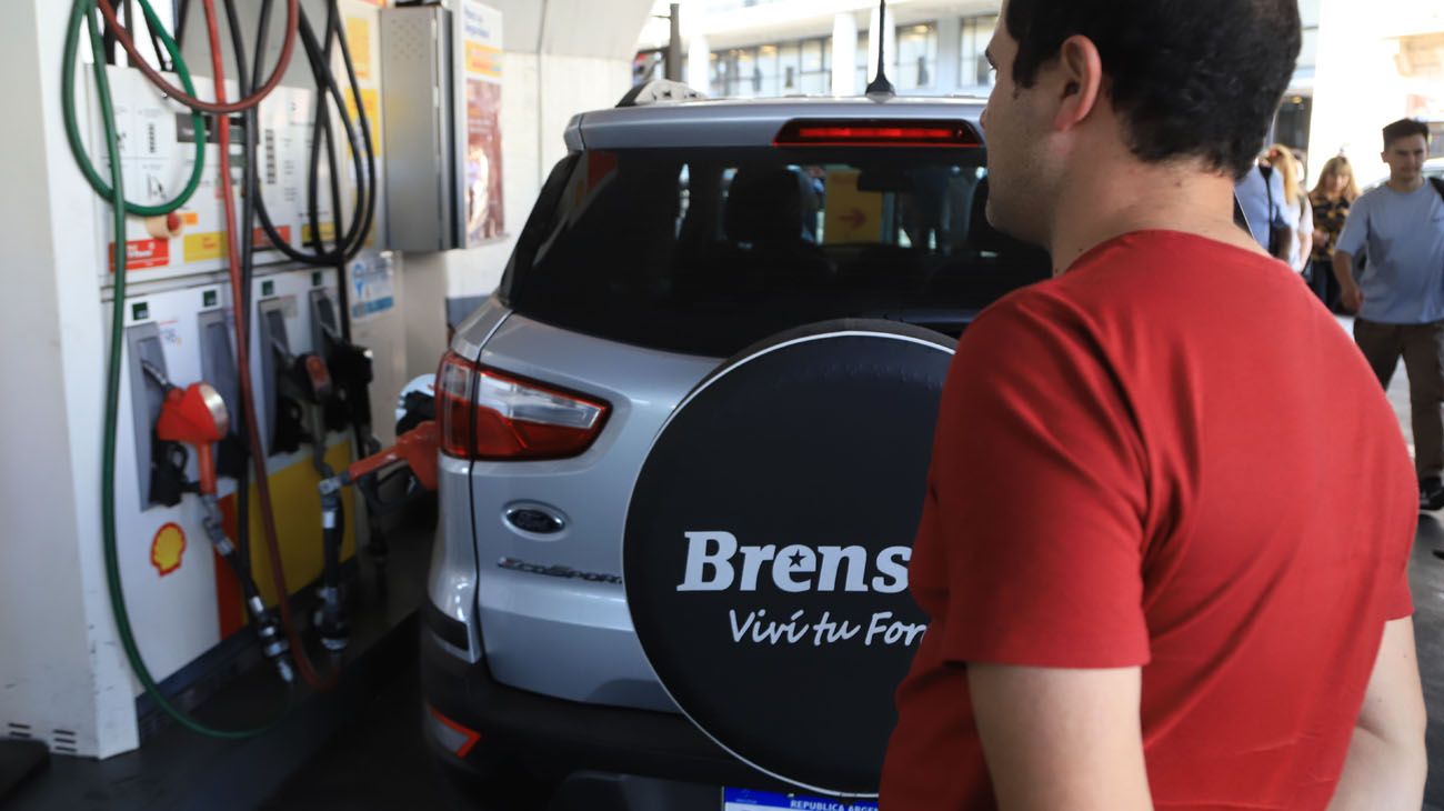 Falta de combustible: los expendedores no creen que se solucione antes del 10 de diciembre