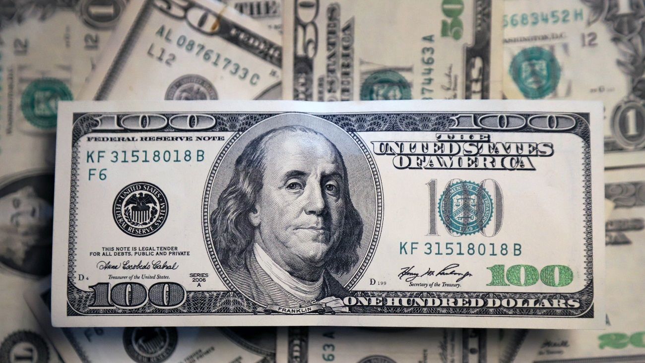El dólar blue sigue imparable y cierra este 13 de julio con un nuevo récord
