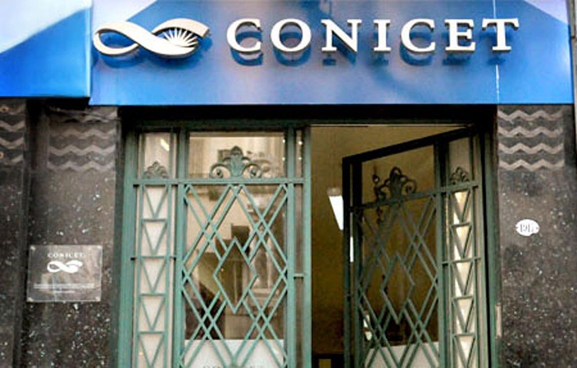 Científicos del Conicet reclaman mejoras salariales: "Hay personal al borde de la línea de pobreza"