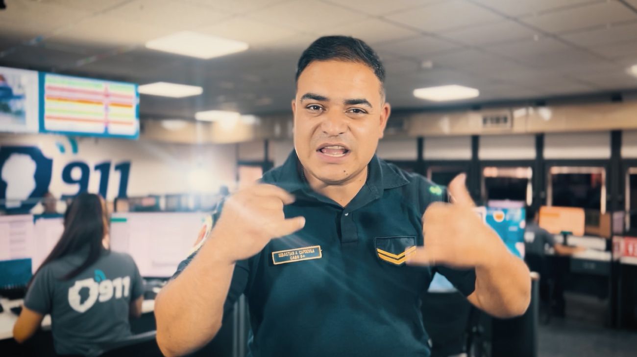 ¿Quién es el policía cordobés que canta en el spot viral al ritmo de “La Morocha” de Luck Ra?