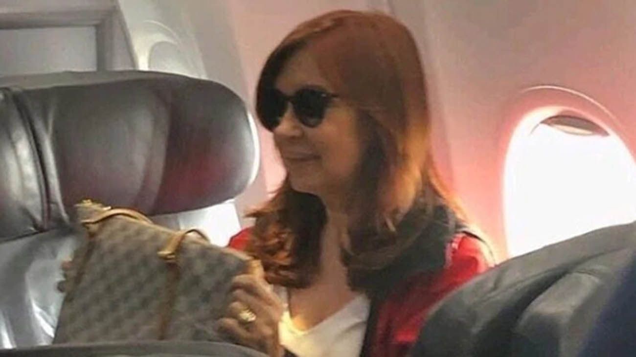 Cristina Kirchner extiende su estadía en Cuba para acompañar a su hija Florencia