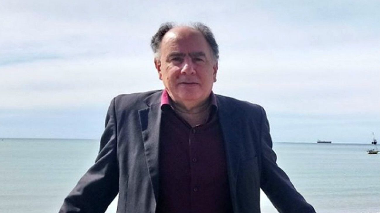 El dirigente Mario Cafiero pelea por su vida