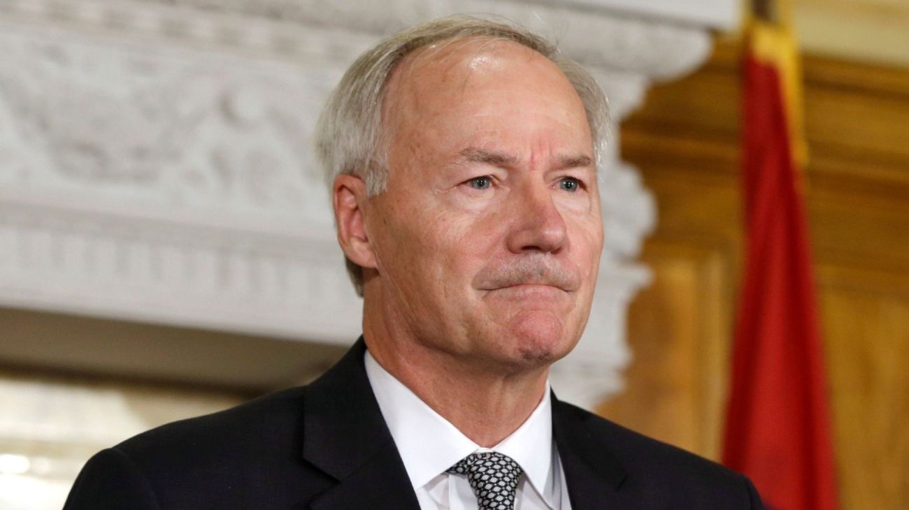 Estados Unidos: Arkansas promulgó una ley que prohíbe el aborto casi en su totalidad