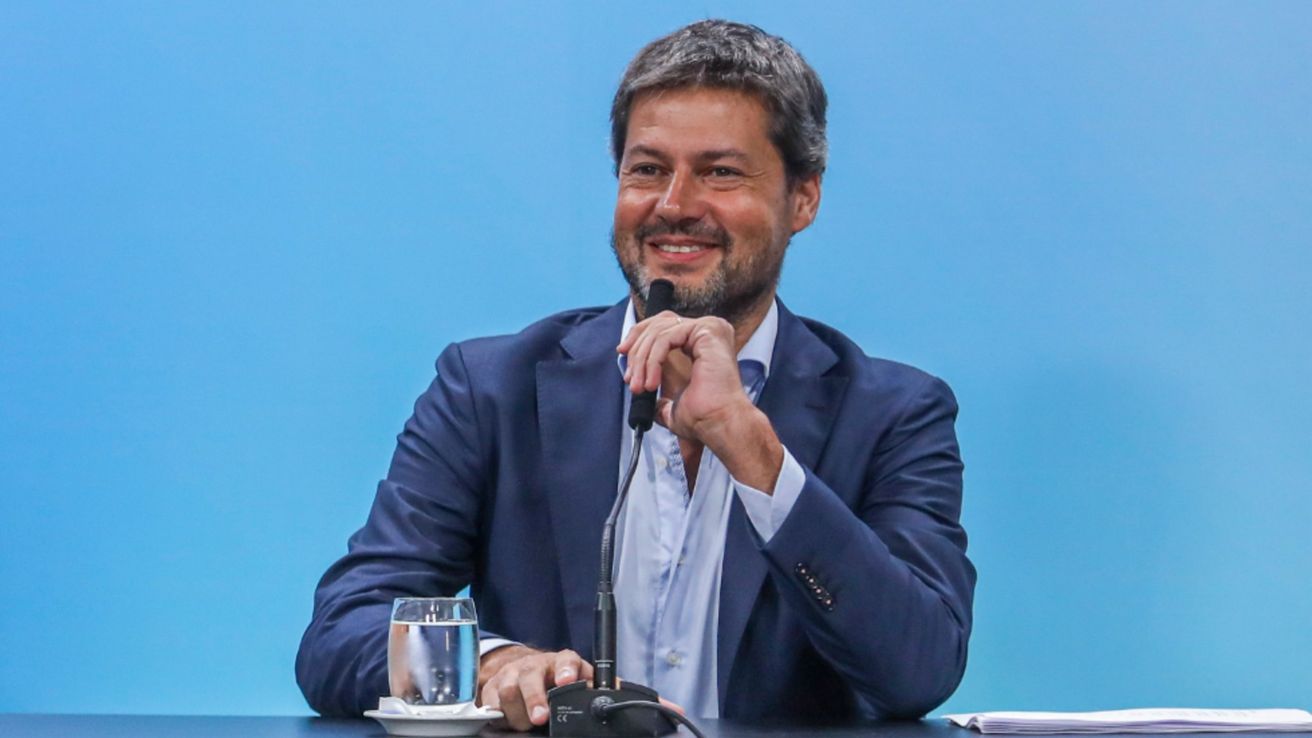 Anuncian mayor conectividad aérea para el verano en los principales destinos turísticos