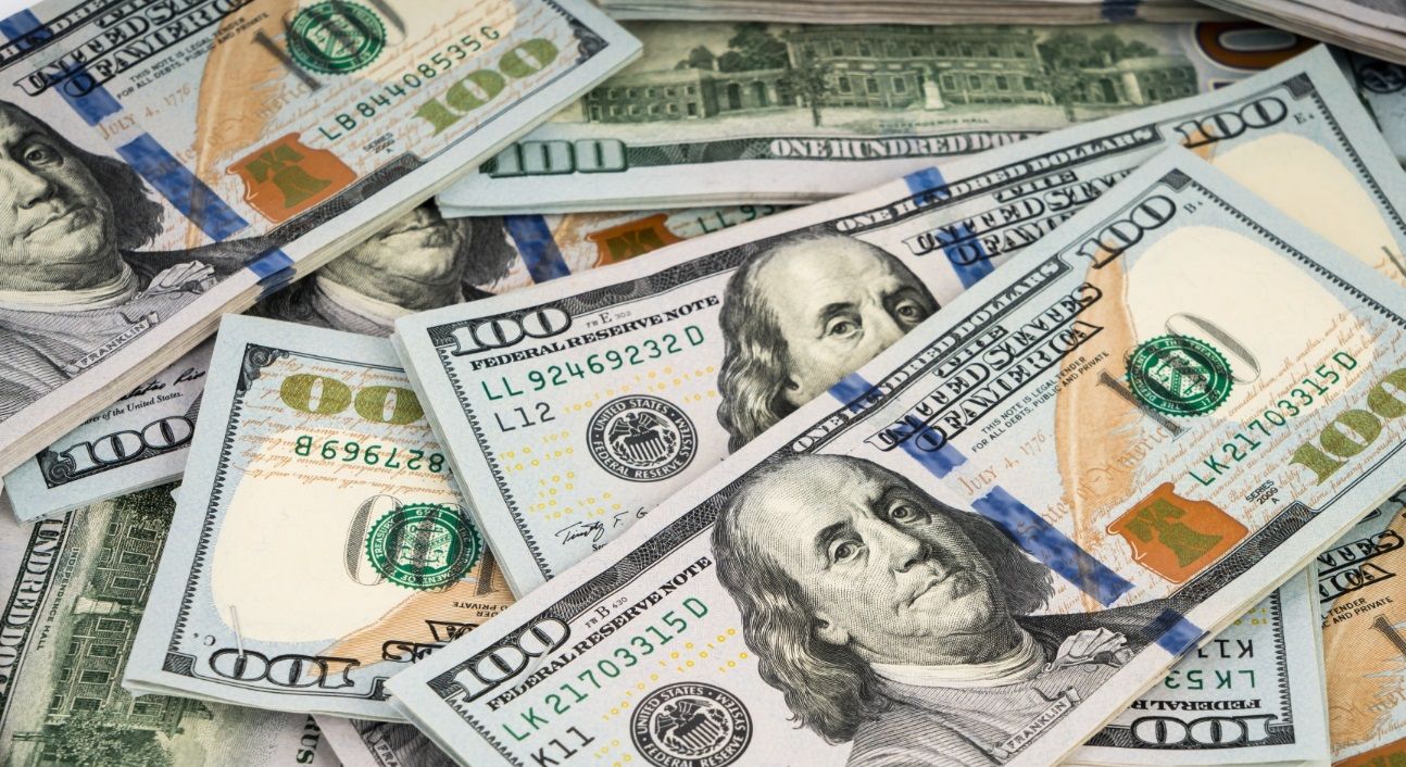 El dólar blue opera estable este 22 de agosto